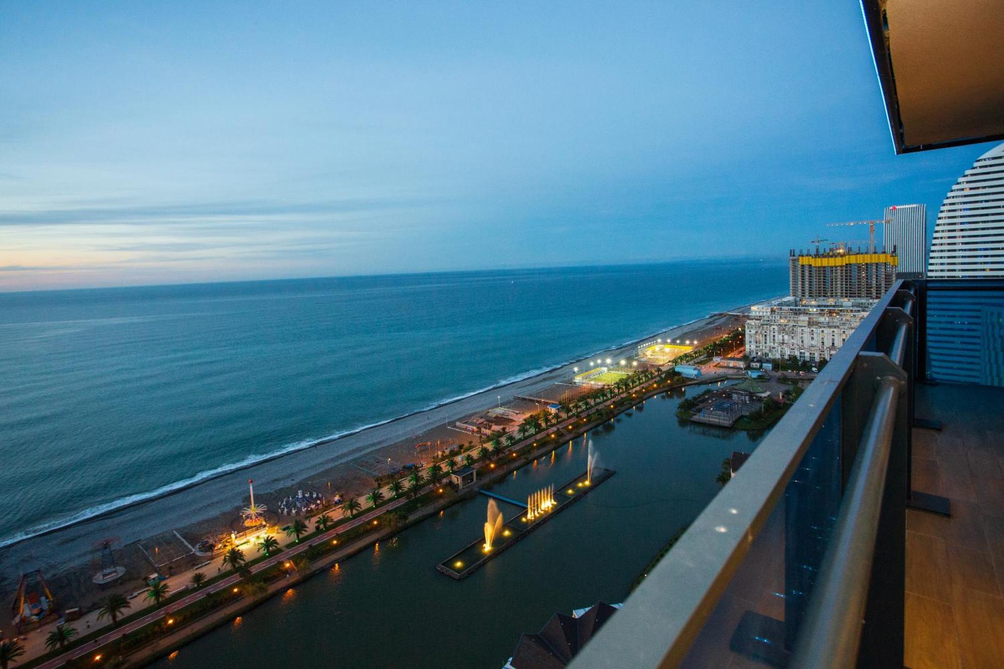 Orbi City Sea View Batumi Exterior foto